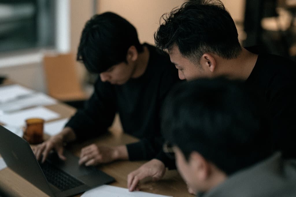 치과·피부과 전문 마케팅 대행사 엠버앤포지 팀